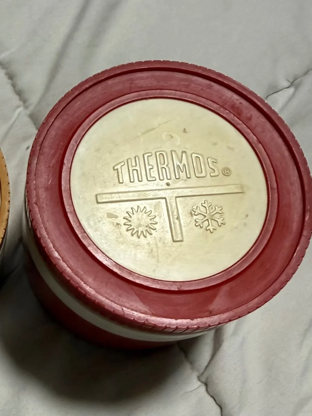 Vintage Thermos Insulated Jar Plastic Twist Lid Yellow Red White 2pc